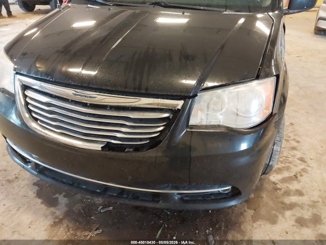 Chrysler Town & Country Touring
