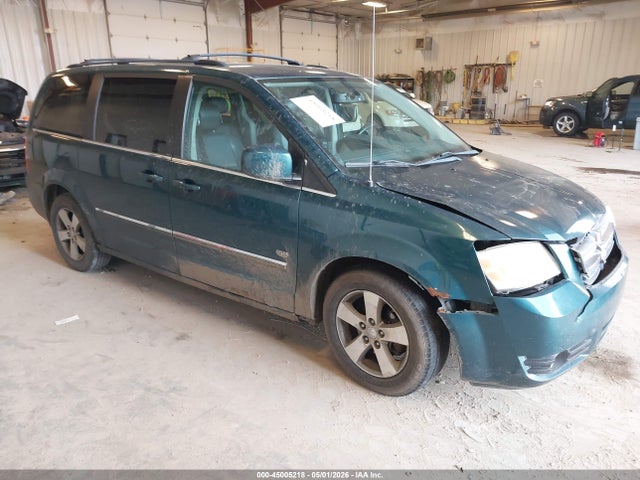 Salvage Dodge Grand Caravan Image