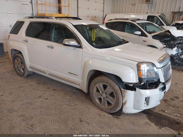 Salvage GMC Terrain Image