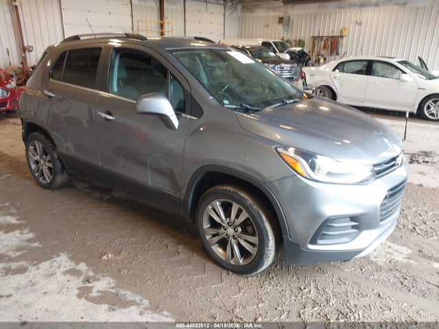 Salvage Chevrolet Trax Image