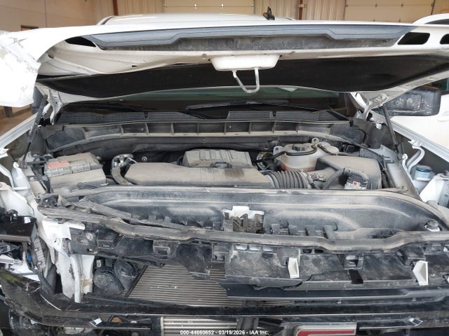 GMC Sierra 1500 4wd  Short Box Elevation With 3vl
