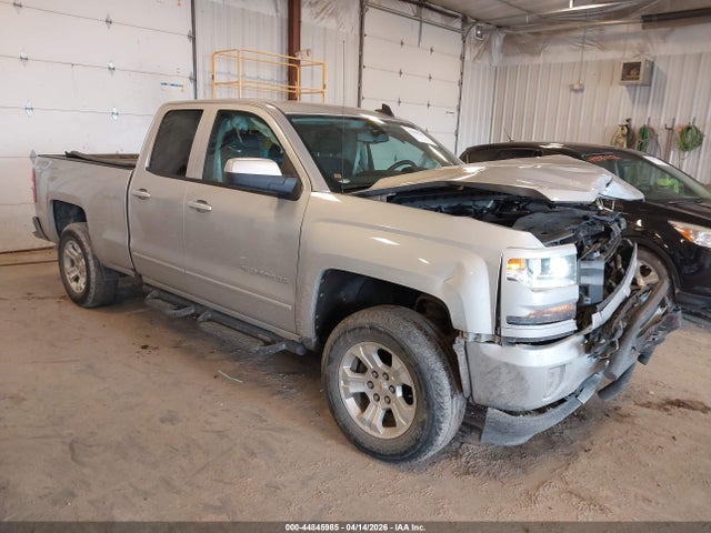 Salvage Chevrolet Silverado 1500 Image