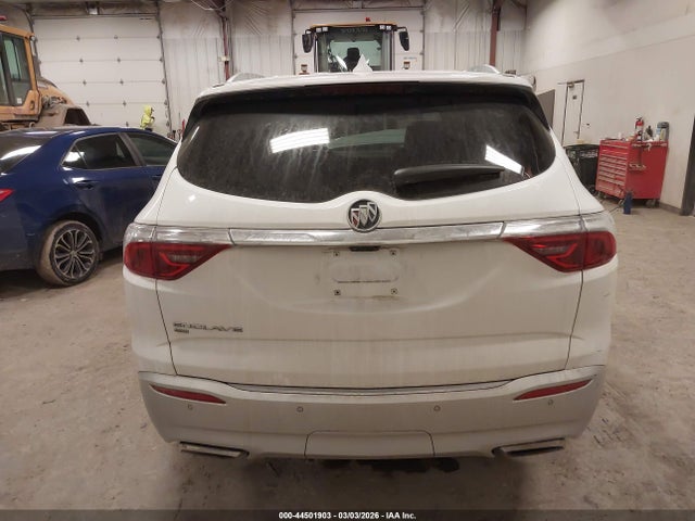 Buick Enclave Essence Awd