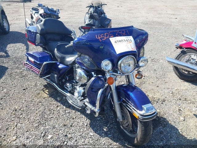 Salvage Harley-Davidson Flhtcui Image