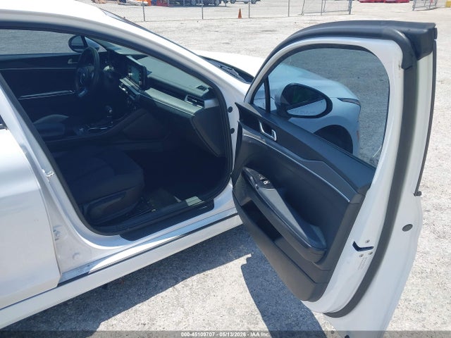 Kia K5 Lxs