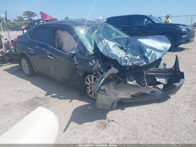 Salvage Nissan Sentra Image