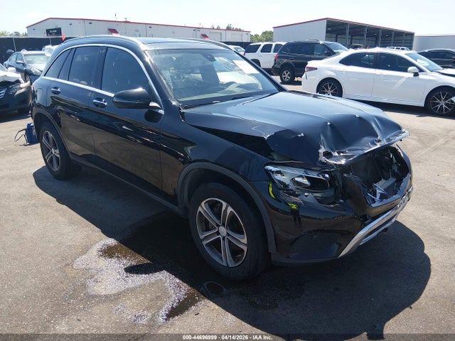 Salvage Mercedes-Benz GLC Image