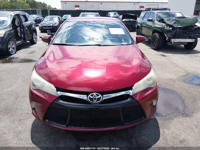 Toyota Camry Se