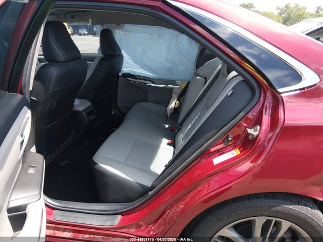 Toyota Camry Se