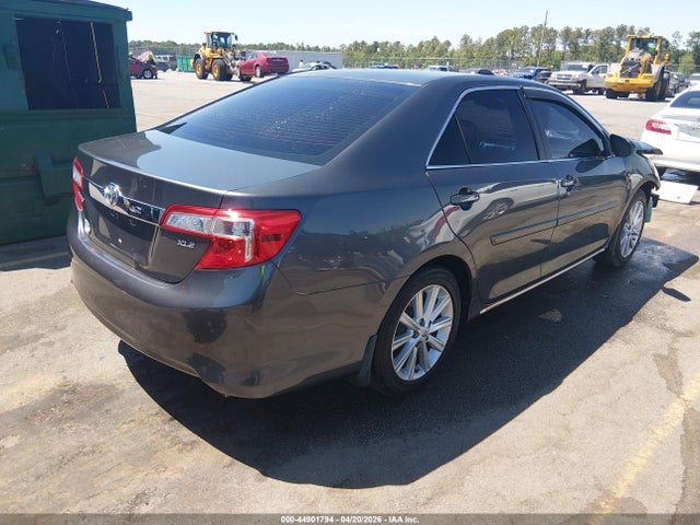 Toyota Camry Xle