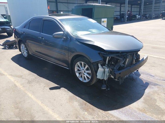 Salvage Toyota Camry Image