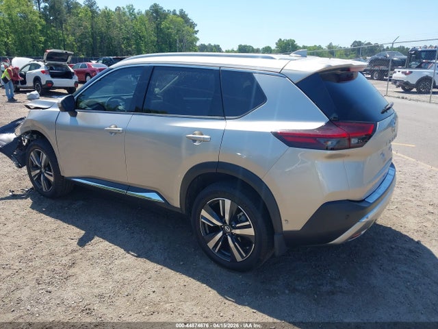 Nissan Rogue Platinum Intelligent Awd