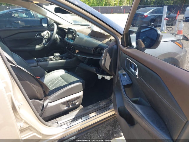 Nissan Rogue Platinum Intelligent Awd