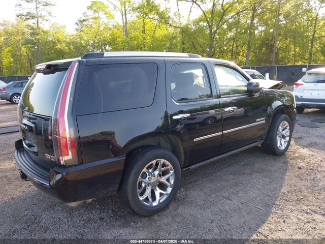 GMC Yukon Denali