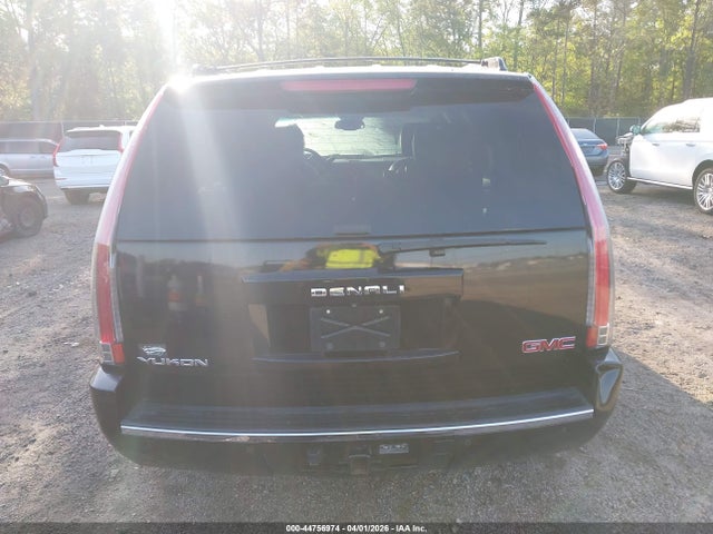 GMC Yukon Denali