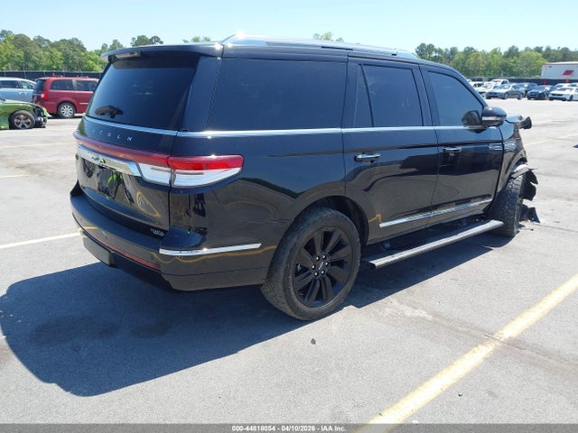 Lincoln Navigator Reserve