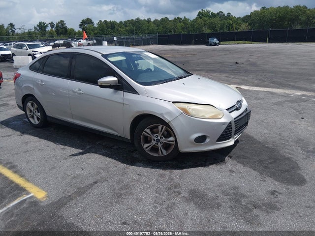 Salvage Ford Focus Image