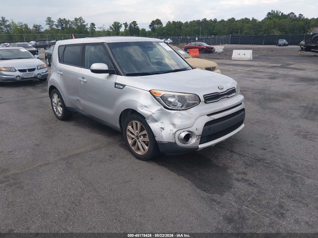 Salvage Kia Soul Image