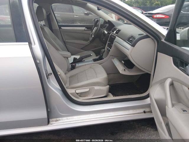 Volkswagen Passat 2.5l Se