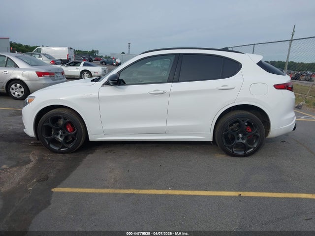 Alfa Romeo Stelvio Veloce Ti Awd