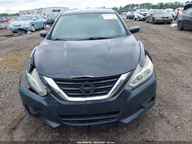 Nissan Altima 2.5 Sv