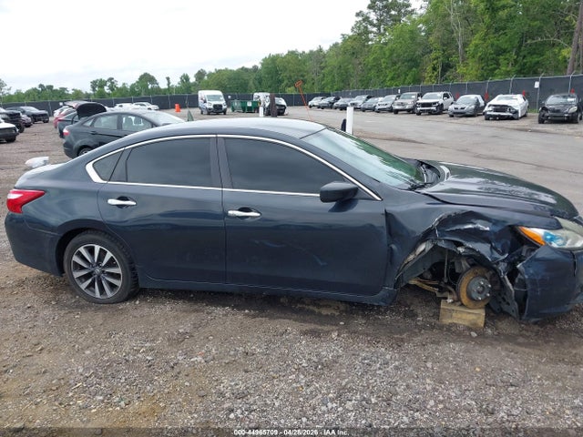 Nissan Altima 2.5 Sv