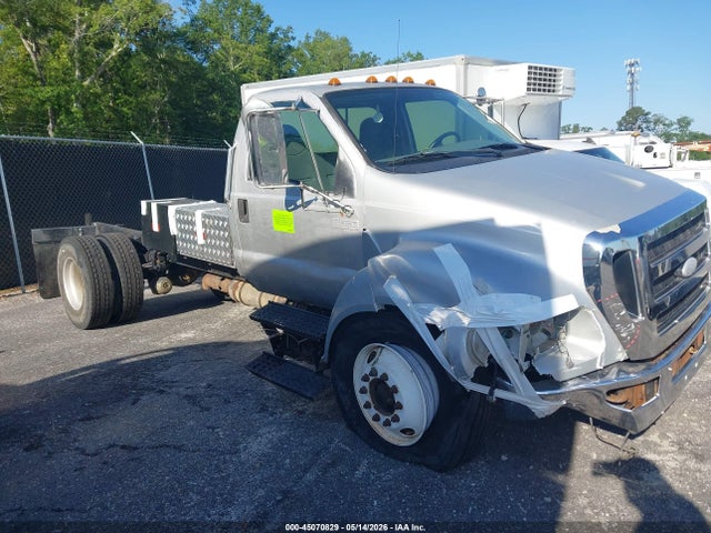 Salvage Ford F-650 Image