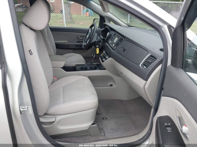 Kia Sedona Lx