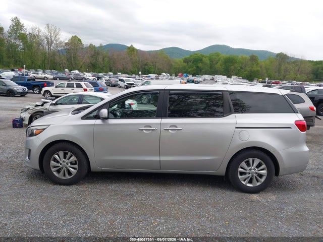 Kia Sedona Lx