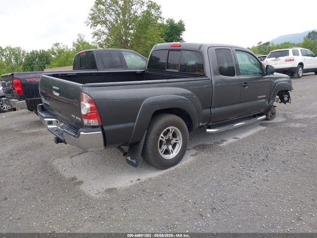 Toyota Tacoma Base V6
