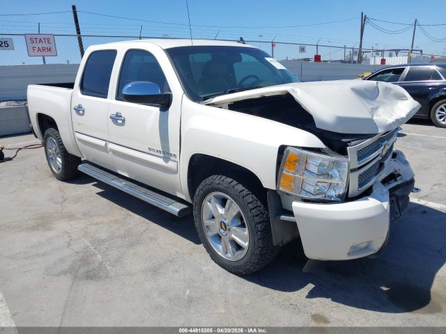 Salvage Chevrolet Silverado 1500 Image