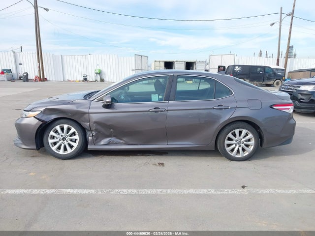 Toyota Camry Le