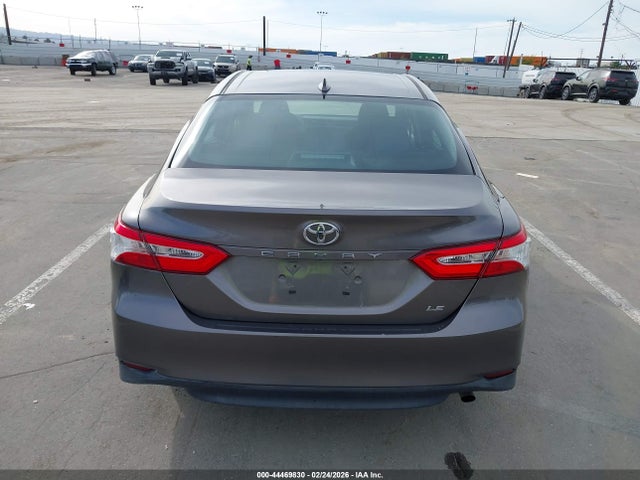 Toyota Camry Le