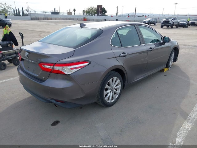 Toyota Camry Le