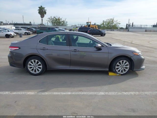 Toyota Camry Le