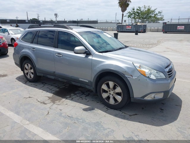 Salvage Subaru Outback Image