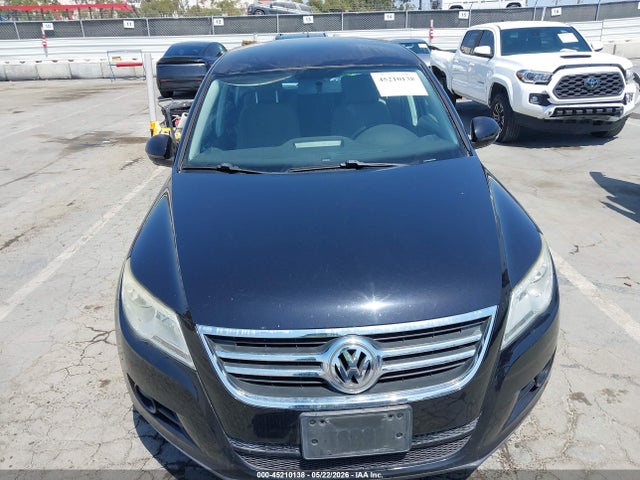 Volkswagen Tiguan S