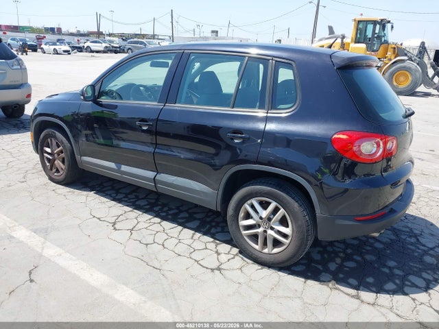 Volkswagen Tiguan S