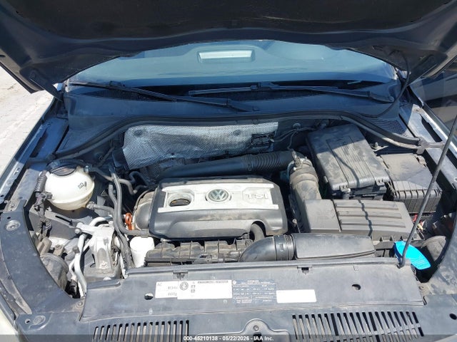 Volkswagen Tiguan S