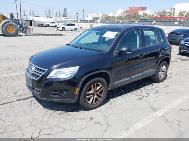 Volkswagen Tiguan S