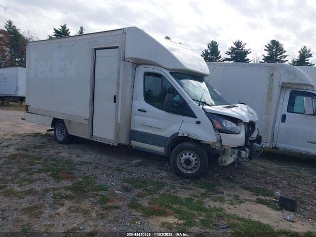 Salvage Ford Transit Image