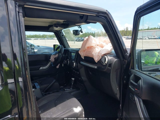 Jeep Wrangler Sahara 4x4
