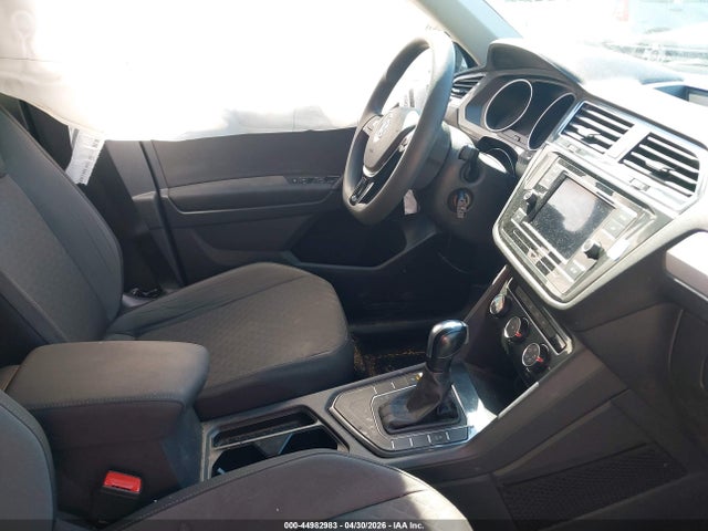 Volkswagen Tiguan 2.0t S