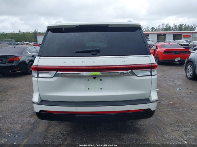 Lincoln Navigator Reserve L