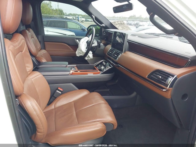 Lincoln Navigator Reserve L