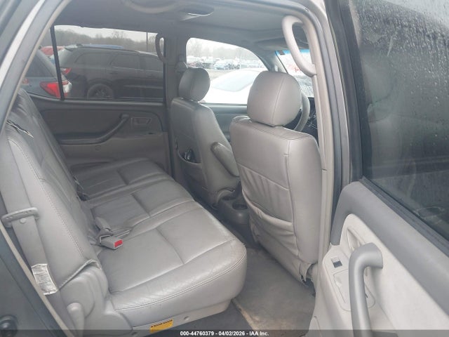 Toyota Sequoia Sr5 V8