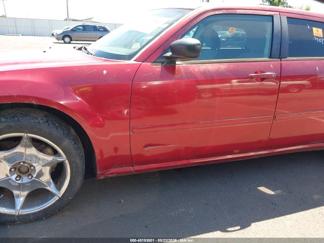 Dodge Magnum Se