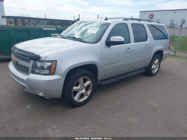 Chevrolet Suburban 1500 Ltz