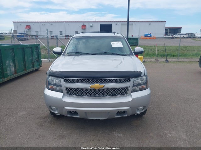 Chevrolet Suburban 1500 Ltz