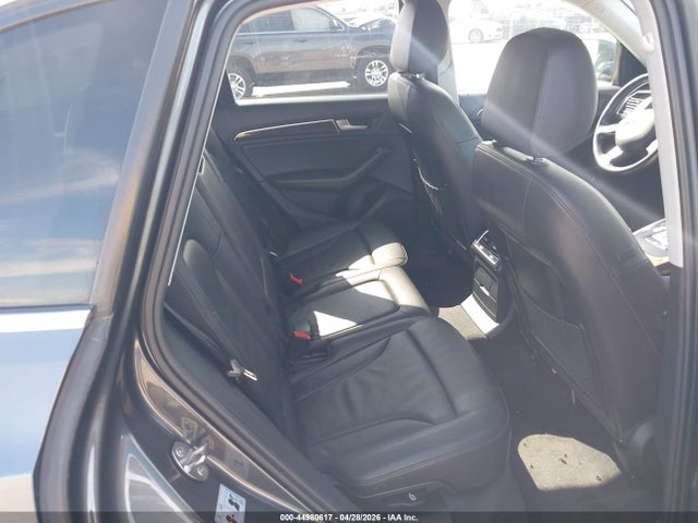Audi Q5 2.0t Premium